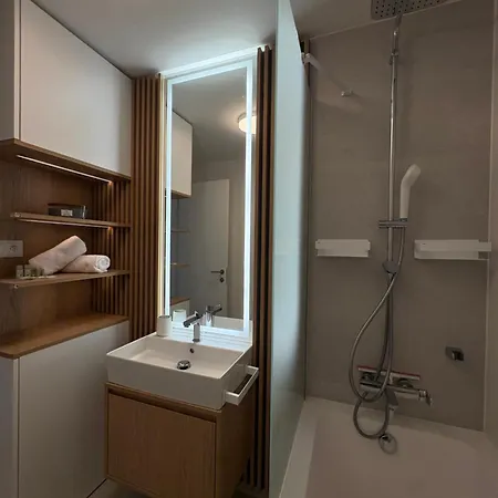 Appartement Royal Under The Castle With Ufo View & Free Private Parking *